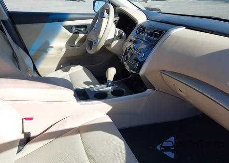 2015 Nissan Altima 2.5 S из США, поврежденный, VIN 1N4AL3AP6FN309367